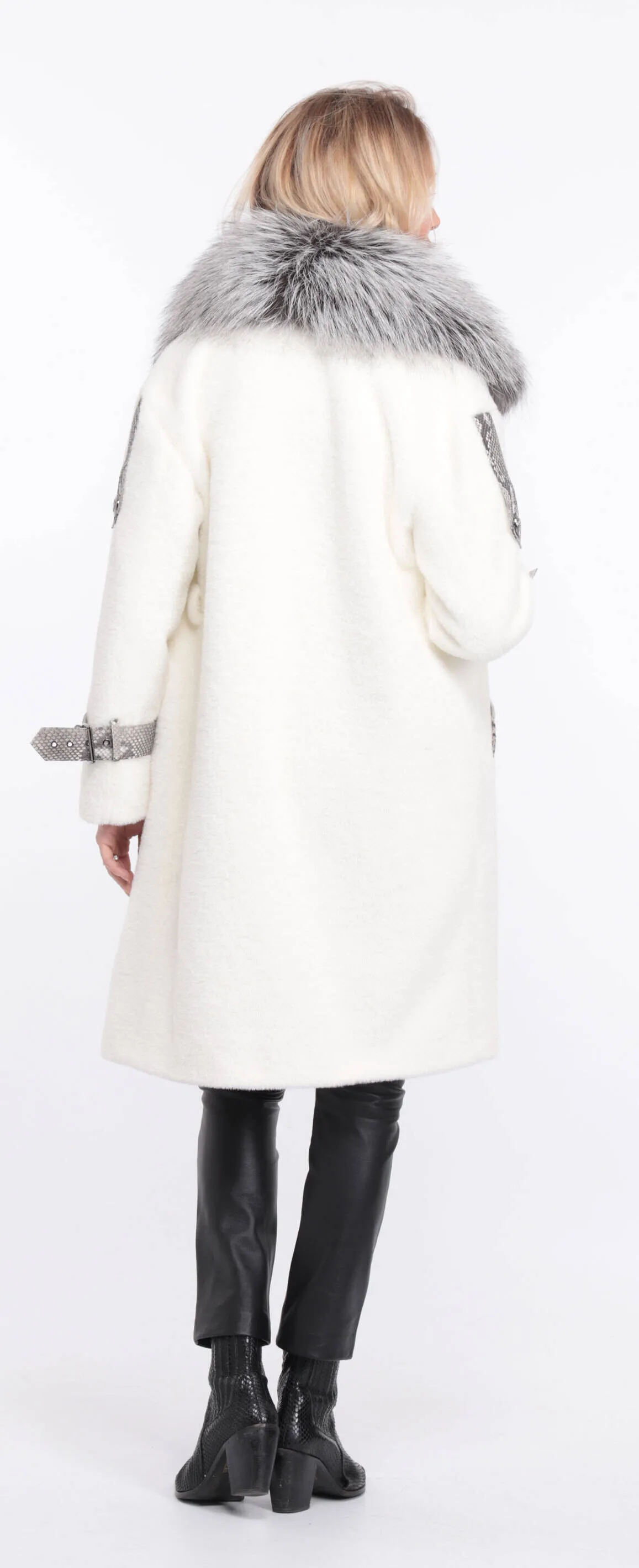 Alcantara coat with amber fox collar