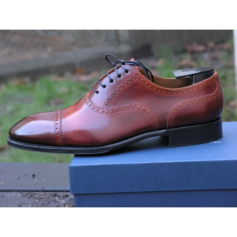 Hand-Coloured Shoes Chelsea / Chukka