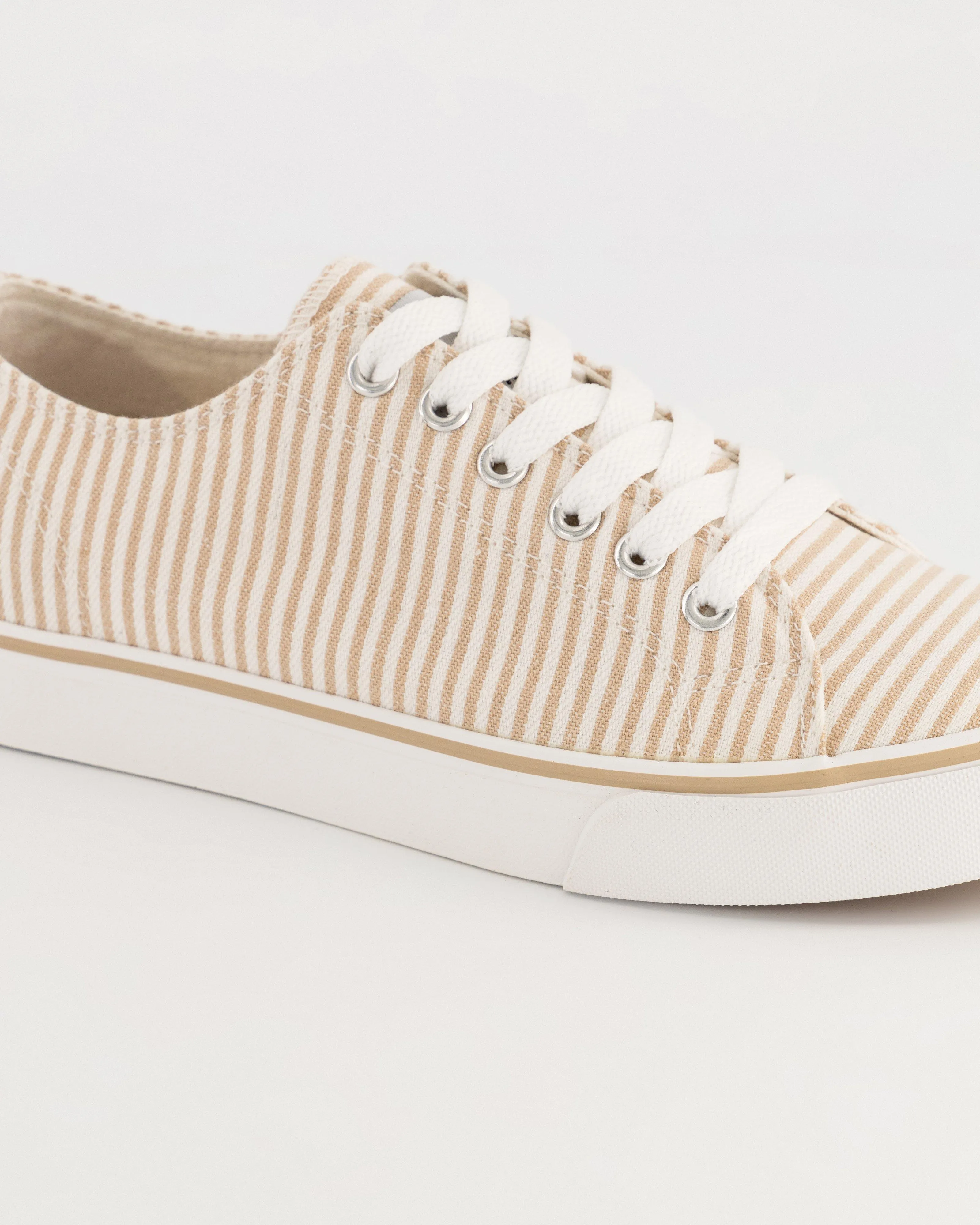 Kelsey Sneaker for Women in Old Khaki