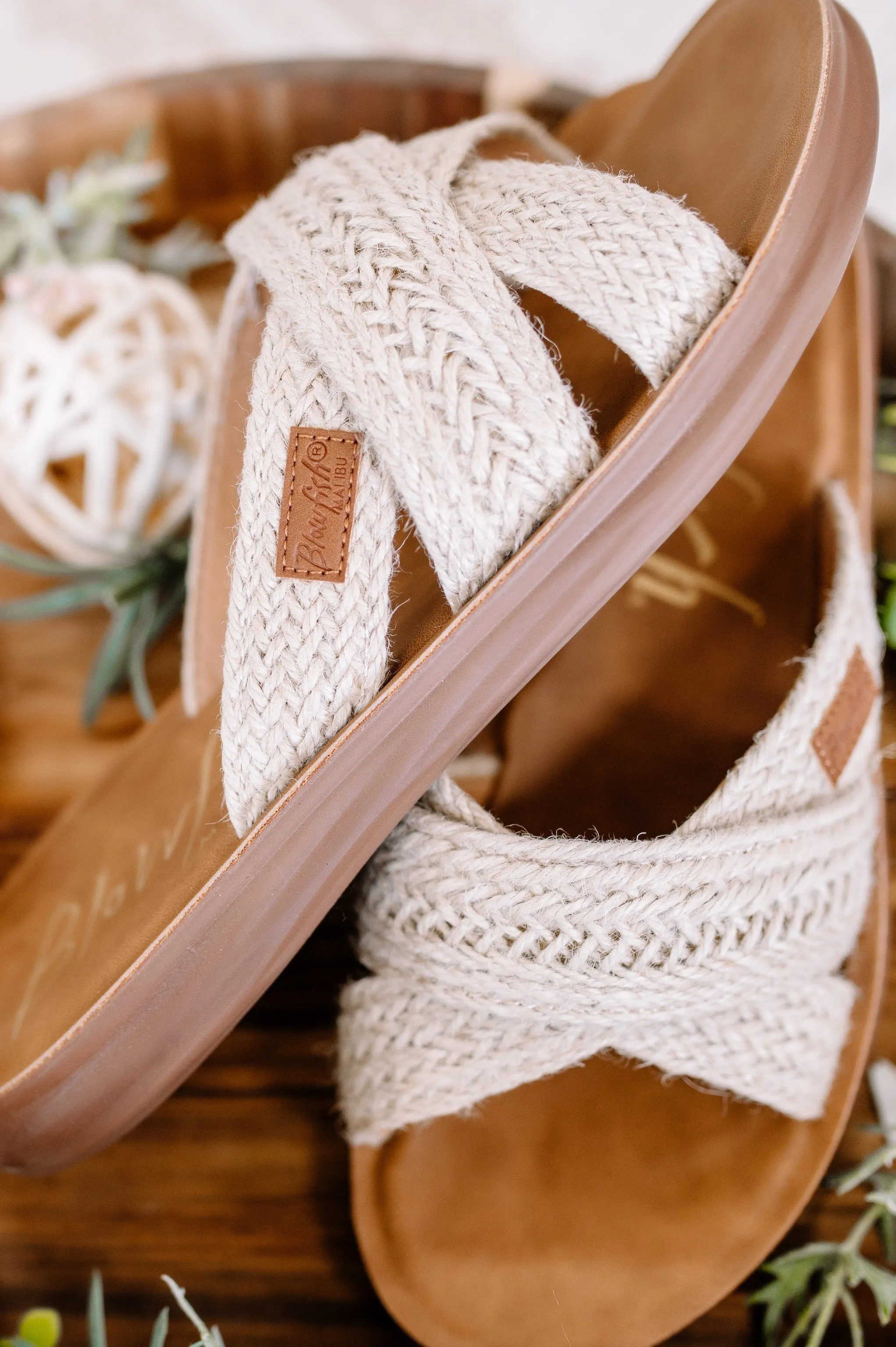 Natural River Jute Blowfish Sandal