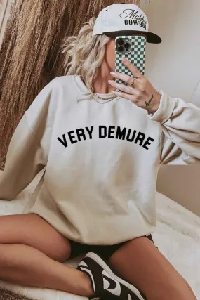 Oversized Sweatshirt with Demure Style