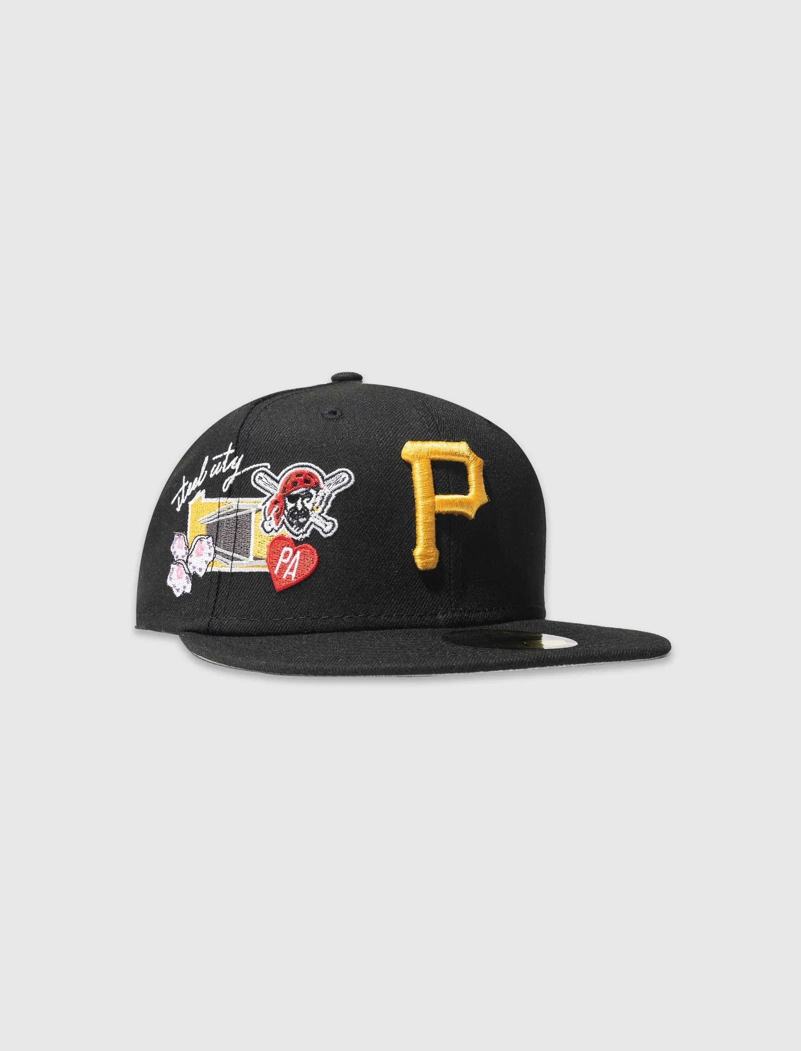 Pittsburgh Pirates baseball hat shopping.