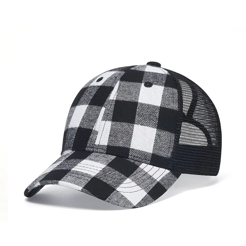 Plaid Pattern Adjustable Strap Baseball Cap for Unisex Casual Outdoor Wear