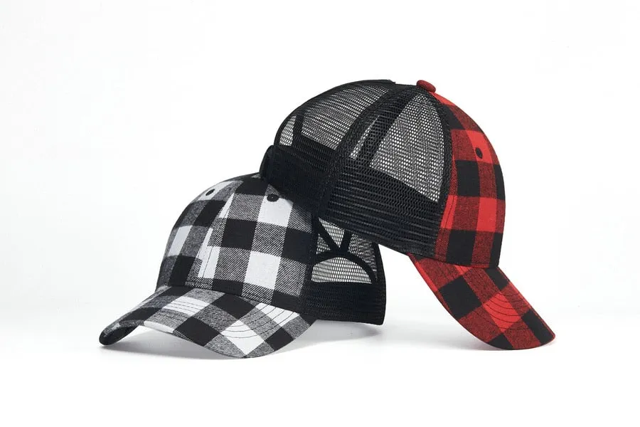 Plaid Pattern Adjustable Strap Baseball Cap for Unisex Casual Outdoor Wear