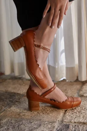 Vintage Camel Bonita Mary Jane Leather Heels